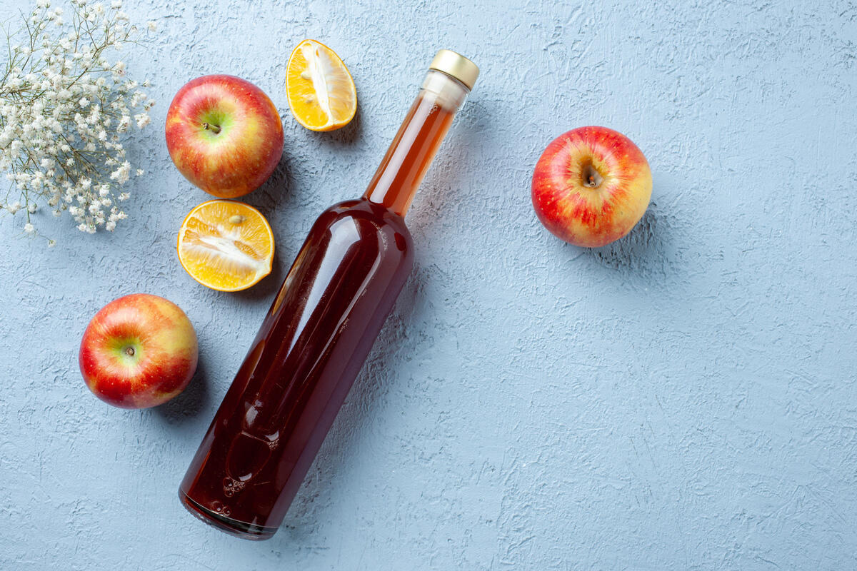 Why do people pour vinegar into the freezer? The result will surprise you!